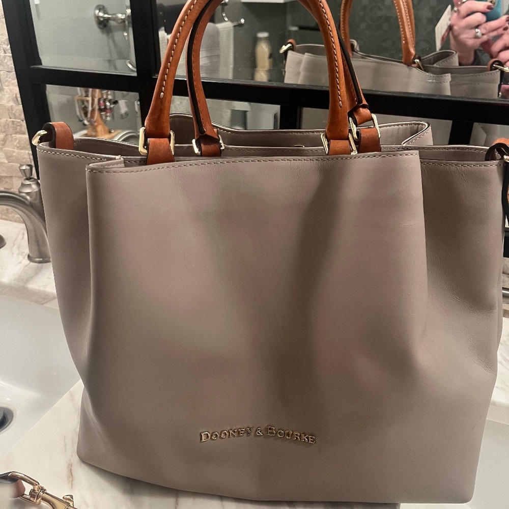 Dooney & Bourke Barlow Bag
